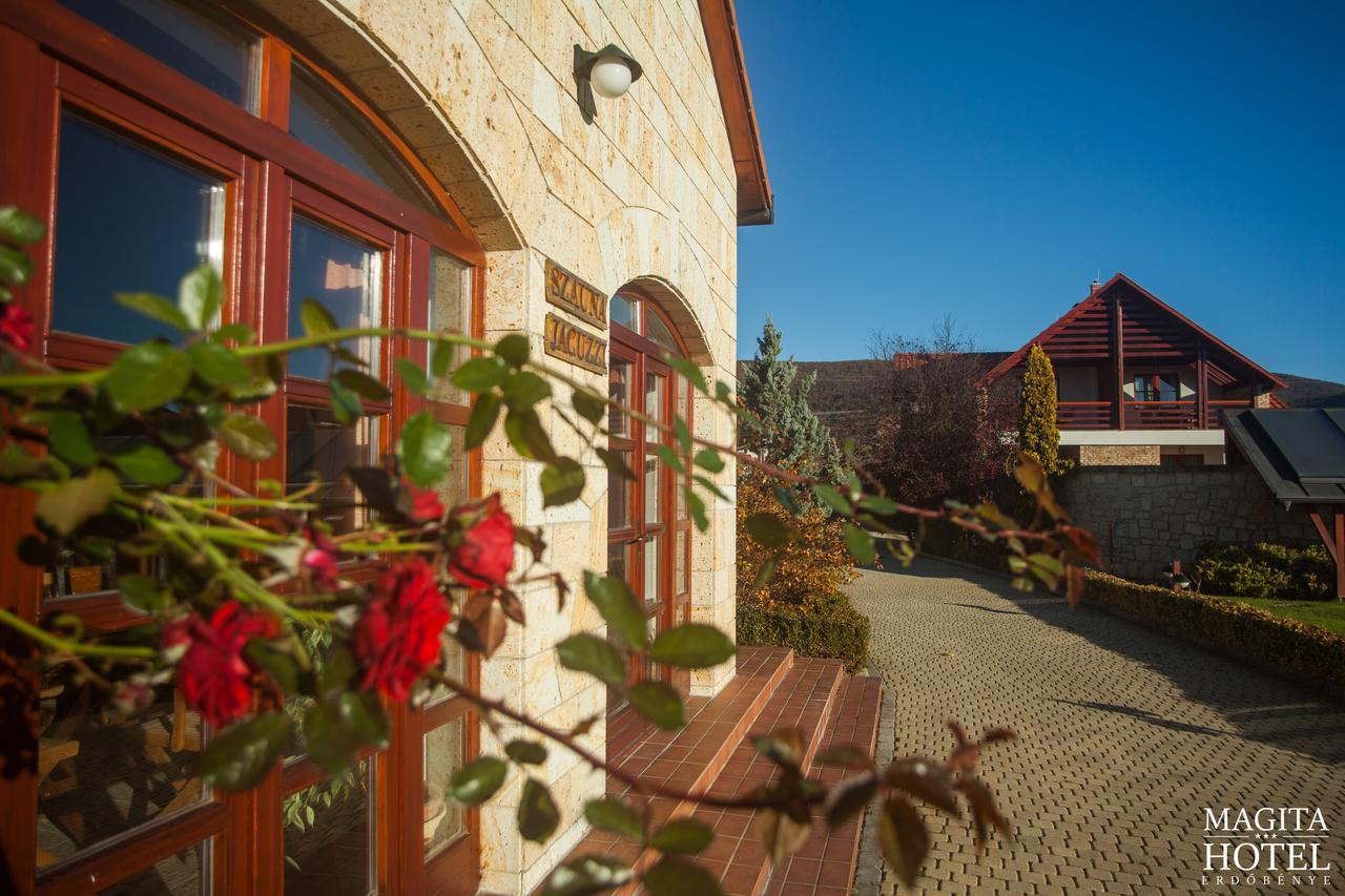 Magita Hotel Basko Екстер'єр фото