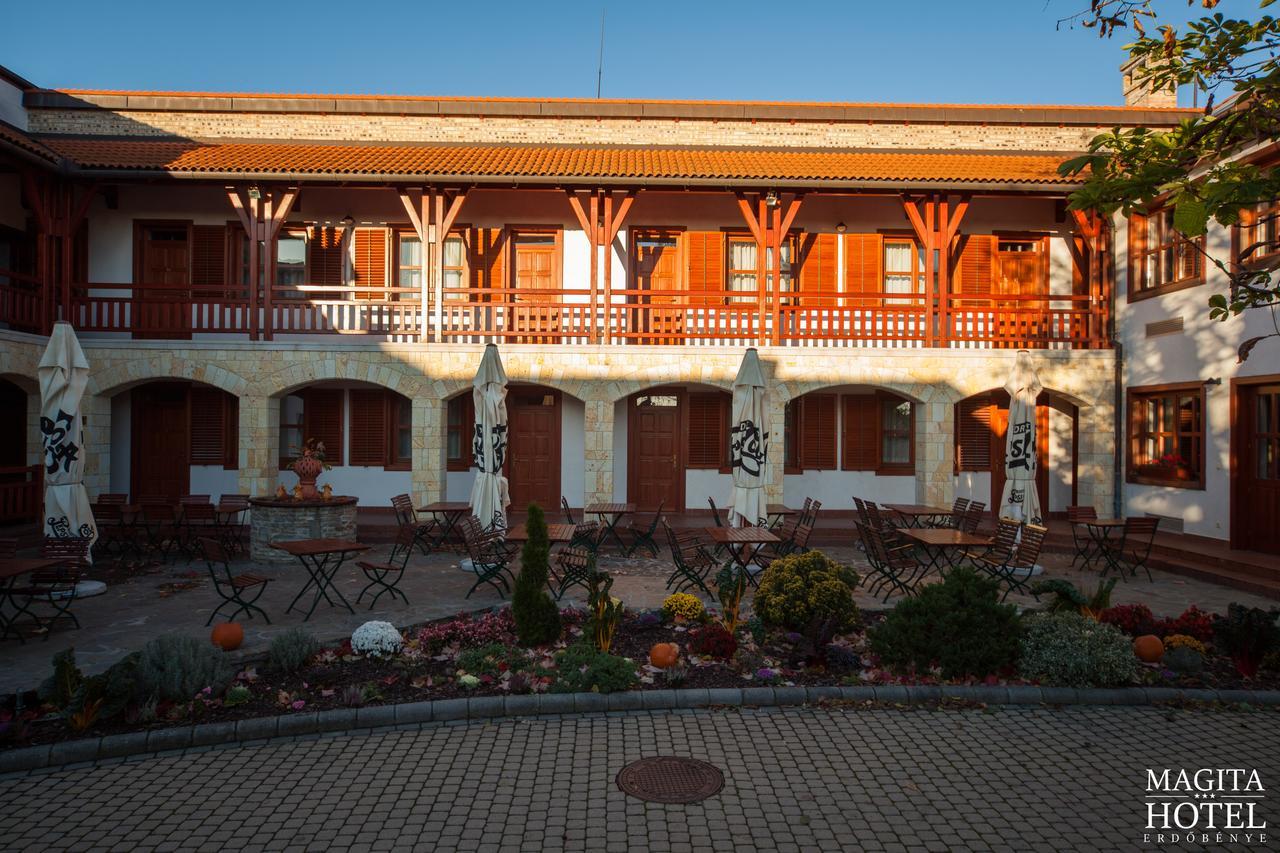 Magita Hotel Basko Екстер'єр фото