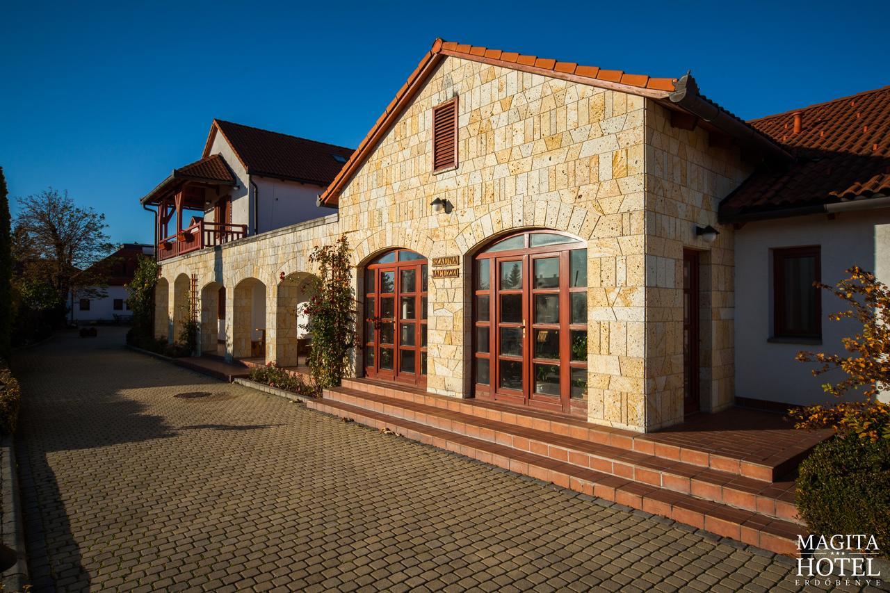 Magita Hotel Basko Екстер'єр фото