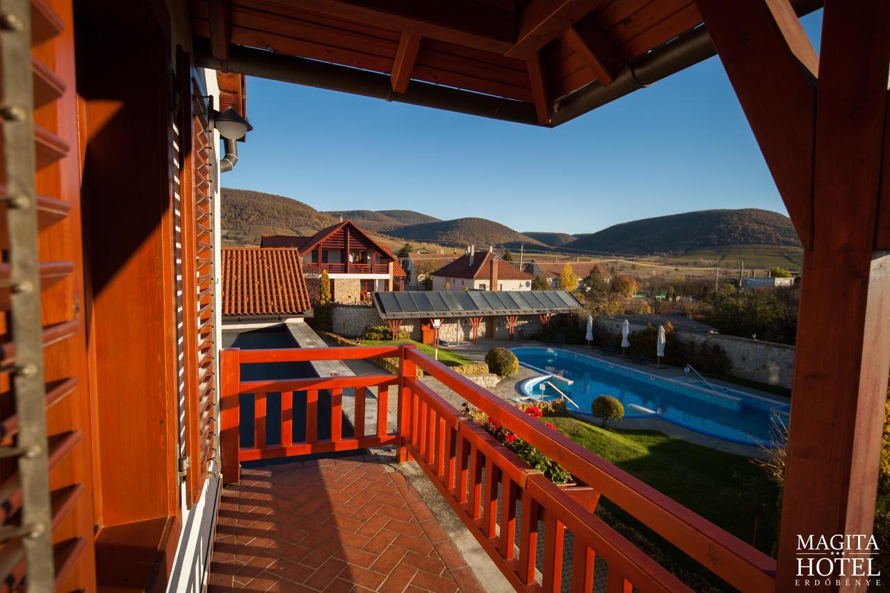 Magita Hotel Basko Екстер'єр фото