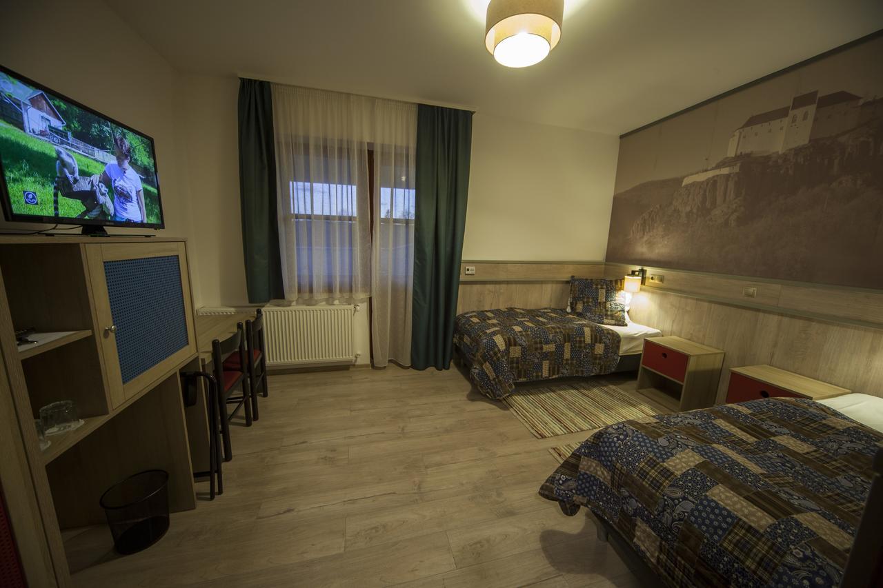 Magita Hotel Basko Екстер'єр фото